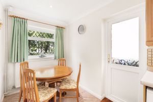 Kitchen/diner- click for photo gallery